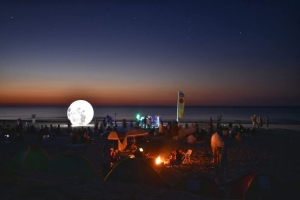Lucania Film Festival, sunrise concert by the beach
