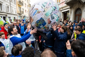 Go2025, Pistoletto's Sphere Rolls from Italy to Slovenia